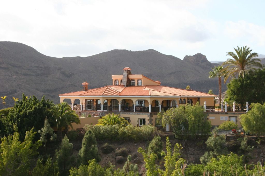 chalet en campo_monte león_02